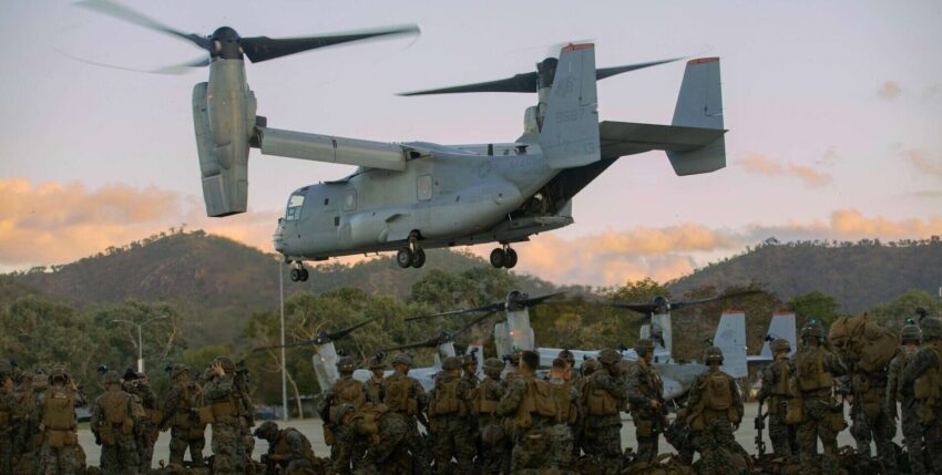 usa-air-kipprotorflugzeug-mv-22b-osprey-(usmc23)