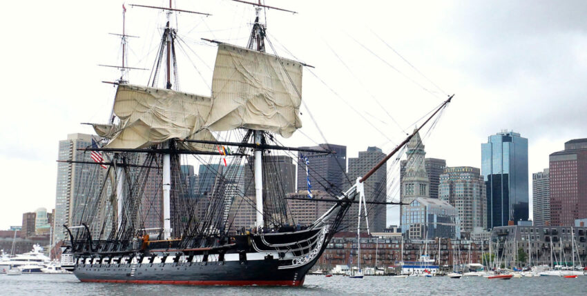 USS Constitution im Boston Harbor. Foto: US Navy/J.Benson