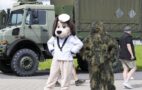 Foto: Der Tag der Offenen Tür im Marinestützpunkt Wilhelmshaven. Hier: Heppy der Bordhund ist unterwegs am Tag der Offenen Tür. Rodewald